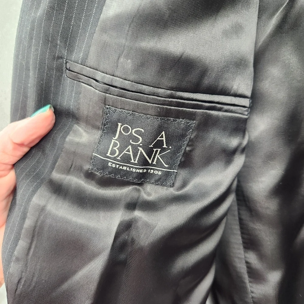 Jos A Bank Pinstripe 3 Button Suit Jacket Mens Size 46L Black